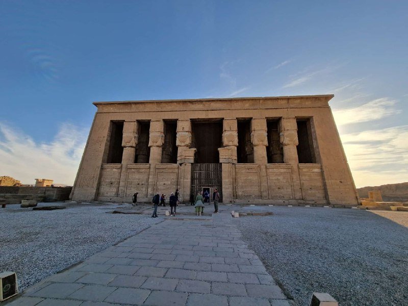 Luxor: Tagesausflug zu den Tempeln von Abydos & Dendera